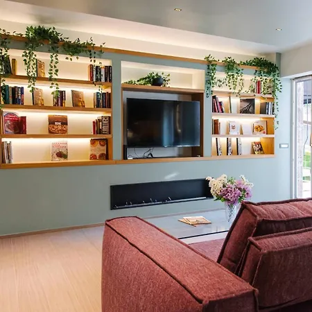 Apartamento Charming With Terrace - Perfect For Families And Friends *
