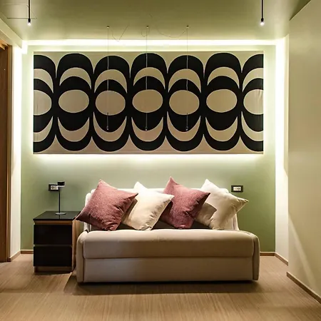 Charming With Terrace - Perfect For Families And Friends *