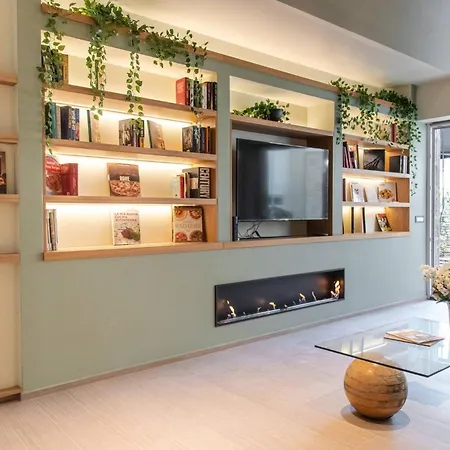 Charming With Terrace - Perfect For Families And Friends * ローマ